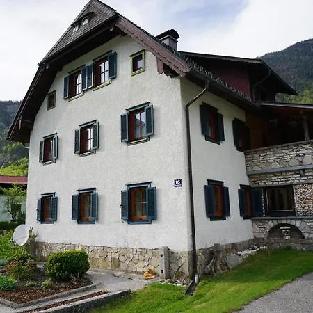 Haider 2 Apartment